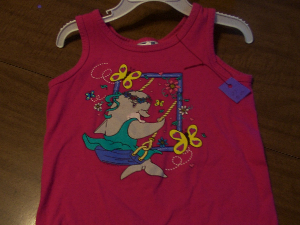 Pink whale tank size 2T