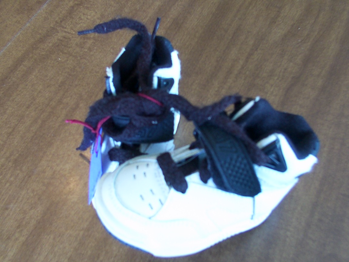 Black and white high tops size 1
